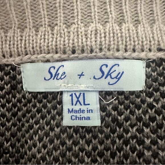 New! She + Sky Gray V-Neck Leopard Sweater Sz 1X - Picture 3 of 5